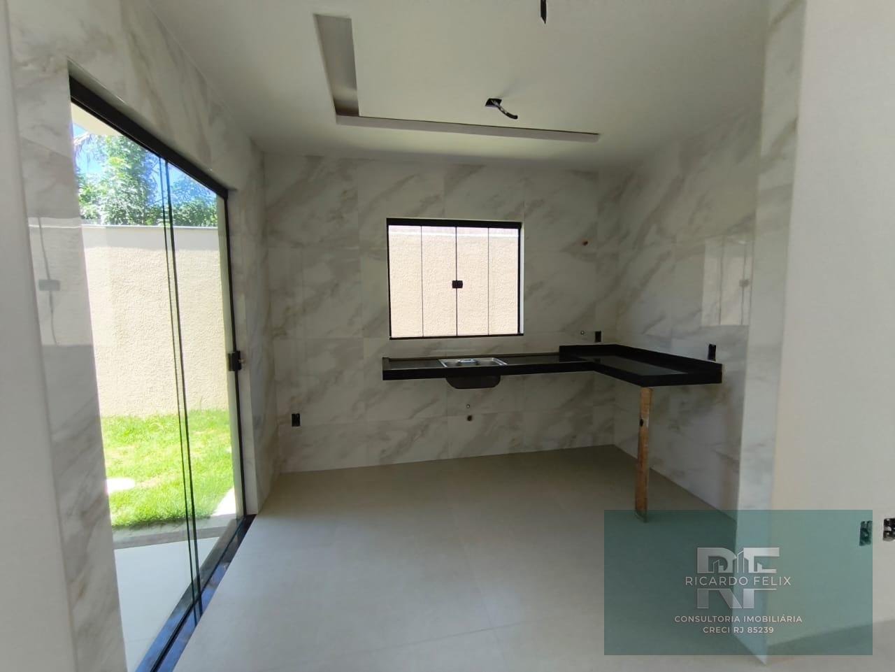 Casa à venda com 3 quartos, 1 suíte, 2 vagas e 200m² no Enseada das Gaivotas, Rio das Ostras (RJ) — foto 15 de 21