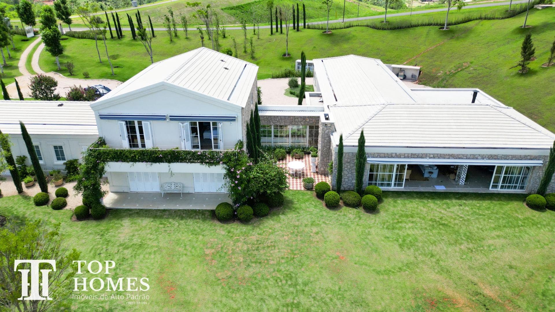Casa de ALTO PADRÃO/LUXO à venda no condomínio ALMARIAS em Jarinu/Jundiaí