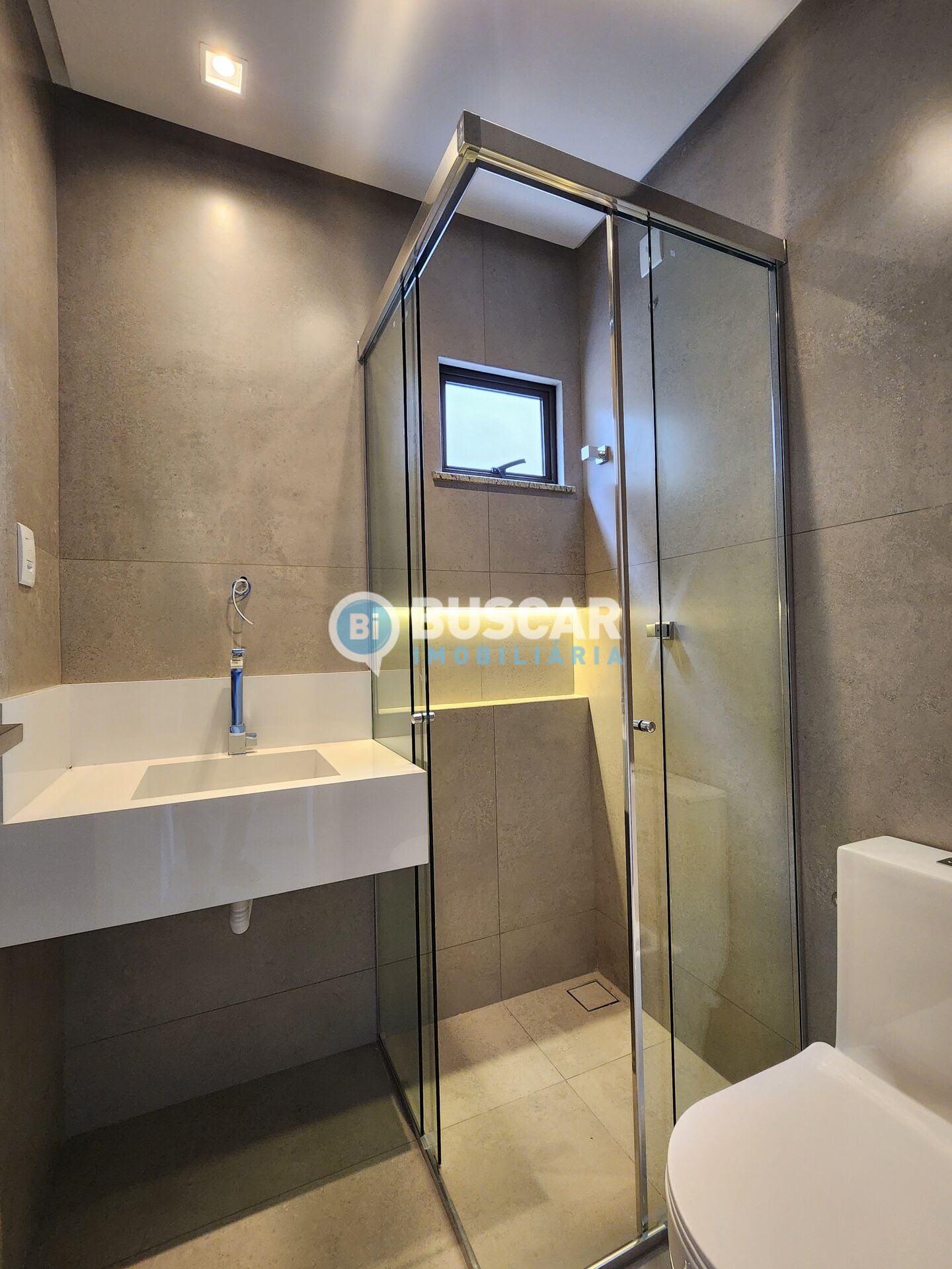 Casa à venda com 4 quartos, 4 suítes, 4 vagas e 240m² no Sim, Feira de Santana (BA) — foto 13 de 24