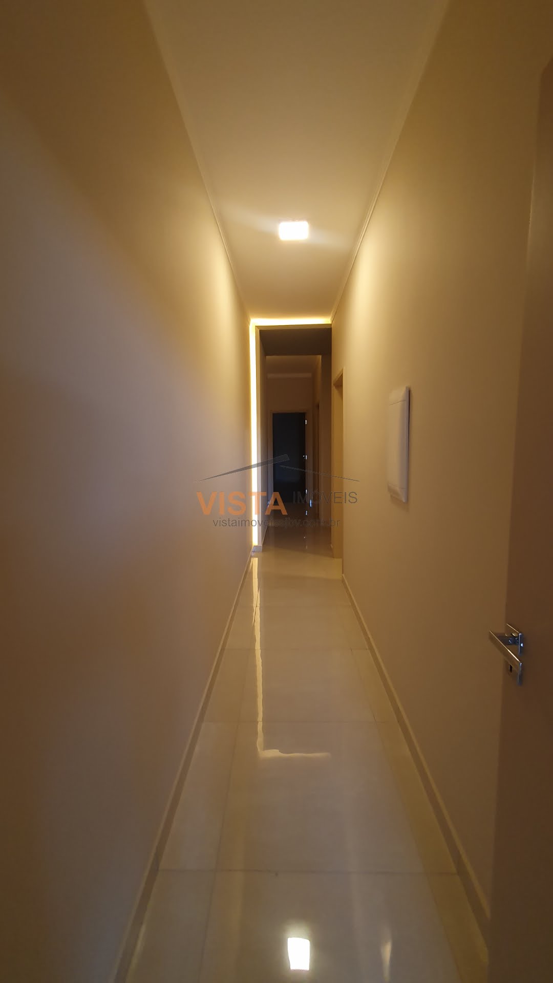 Casa à venda com 3 quartos, 3 suítes e 4 vagas no Parque Alvorada, São João da Boa Vista (SP) — foto 16 de 17
