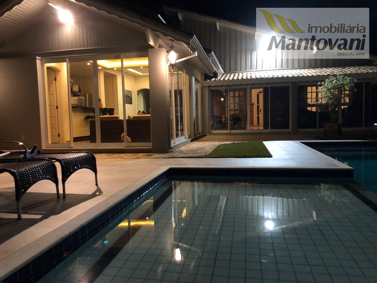 Casa à venda com 4 quartos, 4 suítes, 4 vagas e 1000m² no Parque Residencial Colina das Estrelas, Tatuí (SP) — foto 13 de 16