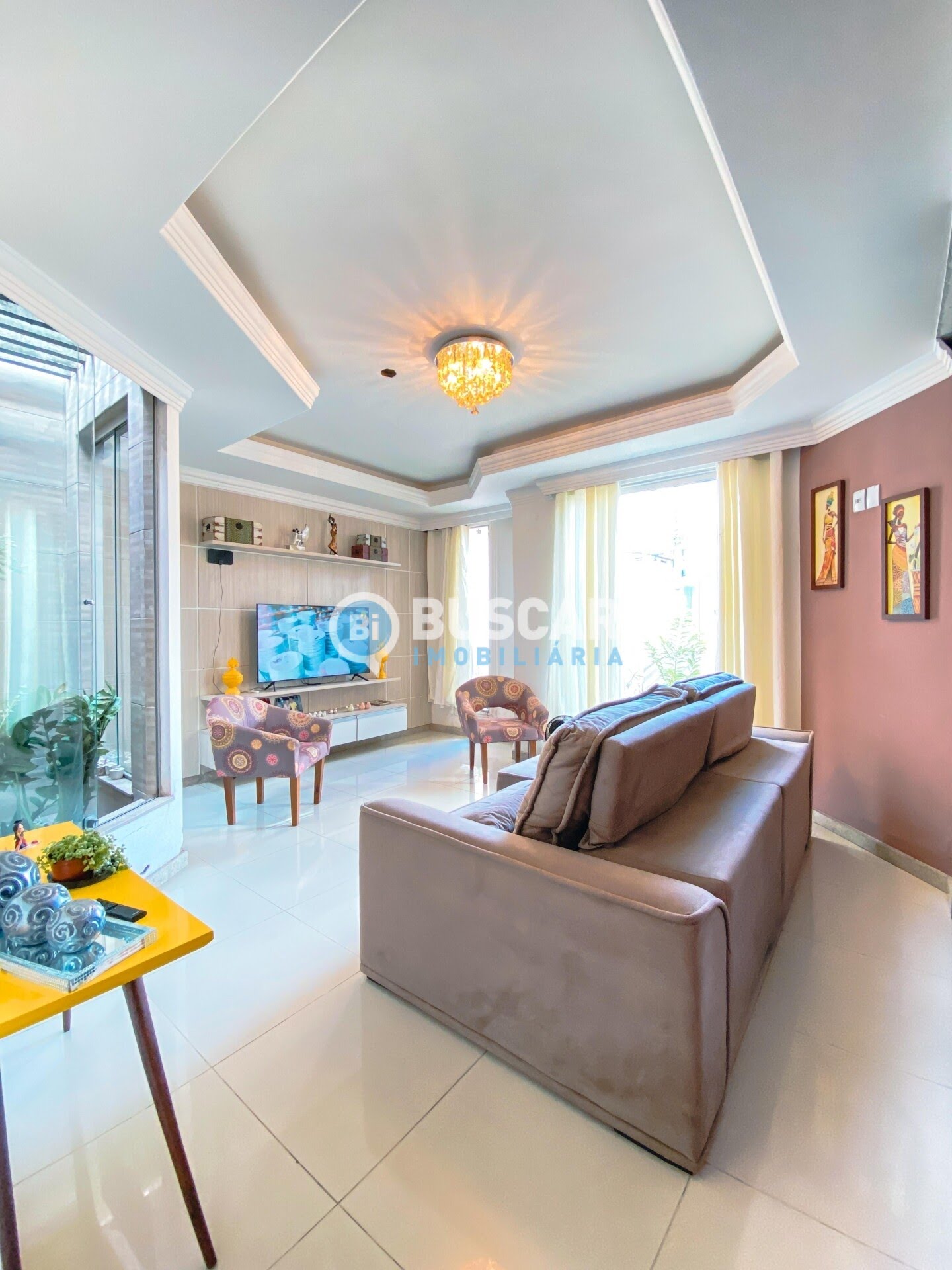 Casa à venda com 5 quartos, 5 suítes, 2 vagas e 300m² no Capuchinhos, Feira de Santana (BA) — foto 5 de 26