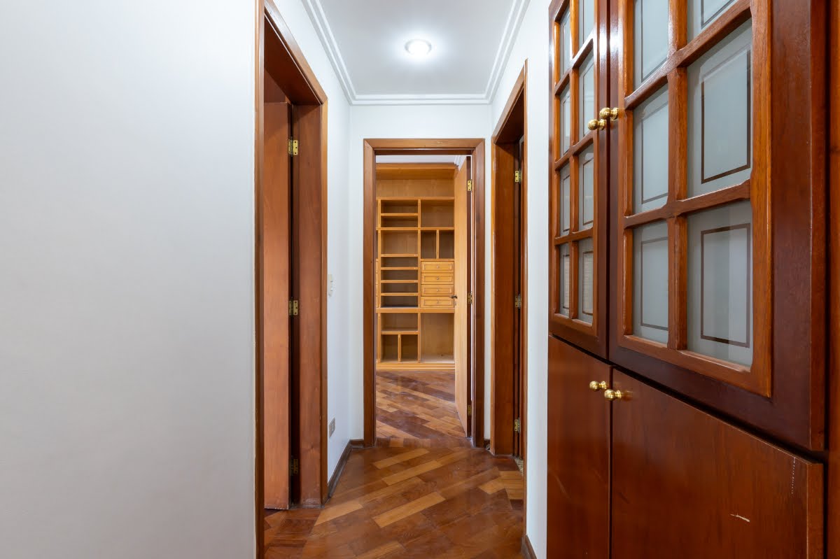 Apartamento à venda com 4 quartos, 1 suíte, 3 vagas e 163m² no Campo Belo, São Paulo (SP) — foto 29 de 30