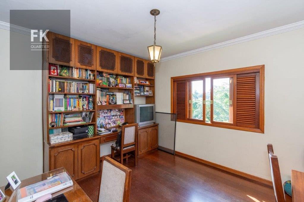 Casa à venda com 4 quartos, 4 suítes, 4 vagas e 620m² no Residencial Euroville, Carapicuíba (SP) — foto 28 de 30