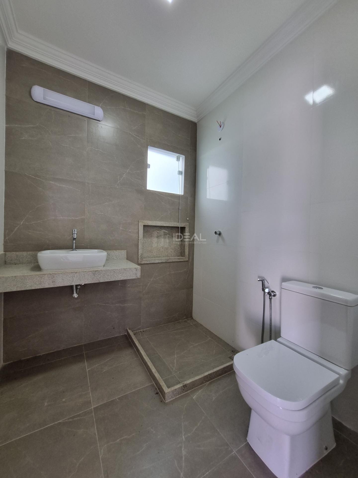 Casa à venda com 3 quartos, 1 suíte, 4 vagas e 134m² no Parque California, Campos dos Goytacazes (RJ) — foto 18 de 23