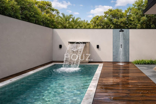 Piscina com cascata