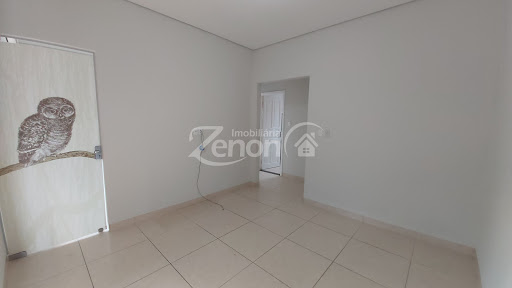 Apartamento Kitnet em Centro  -  Adamantina