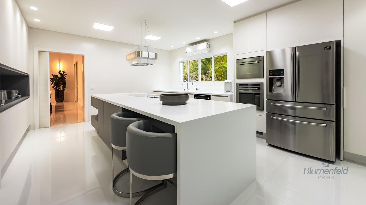 Casa à venda com 4 quartos, 4 suítes, 6 vagas e 640m² no Condomínio Arujazinho III, Arujá (SP) — foto 4 de 29
