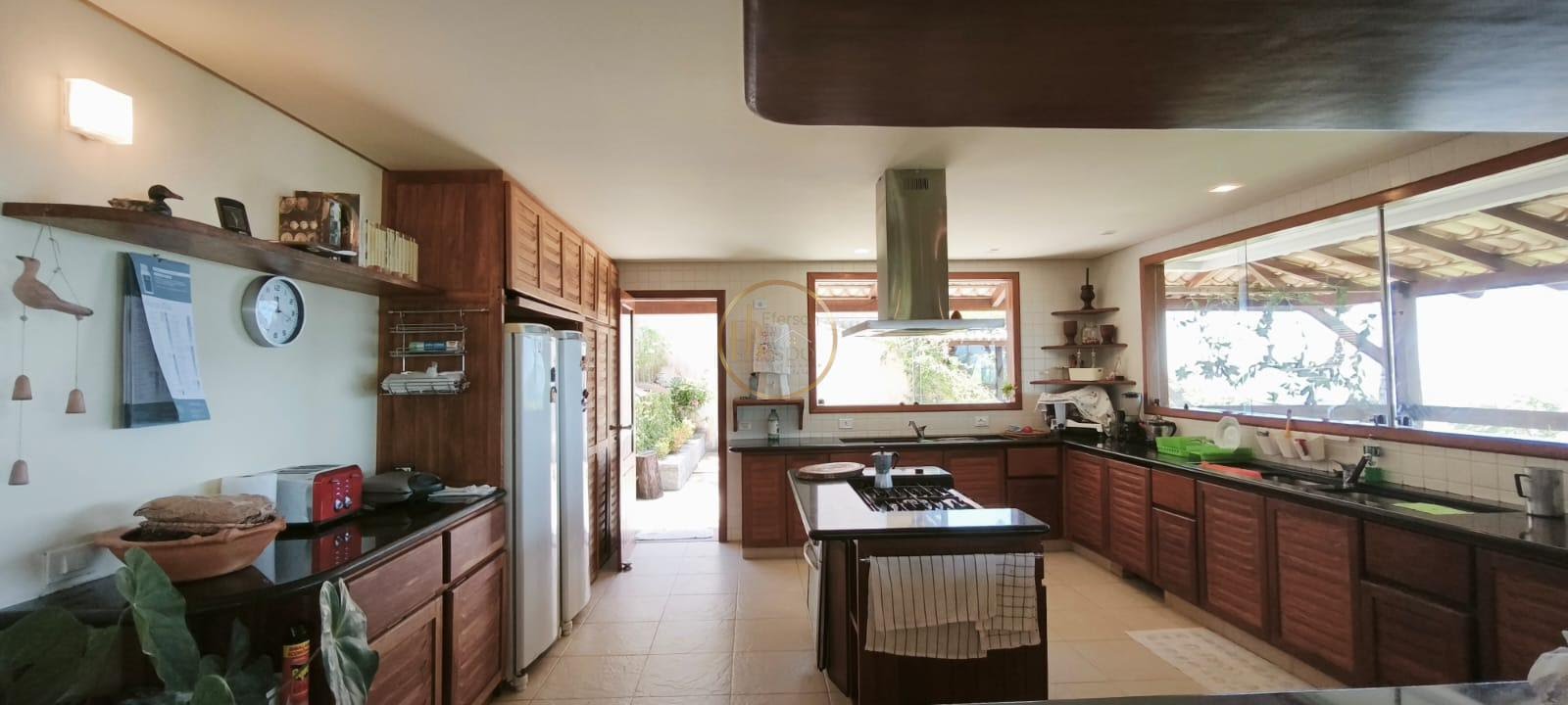 Casa à venda com 3 quartos, 3 suítes, 2 vagas e 385m² no Sta.cruz Cabralia, Santa Cruz Cabrália (BA) — foto 14 de 29