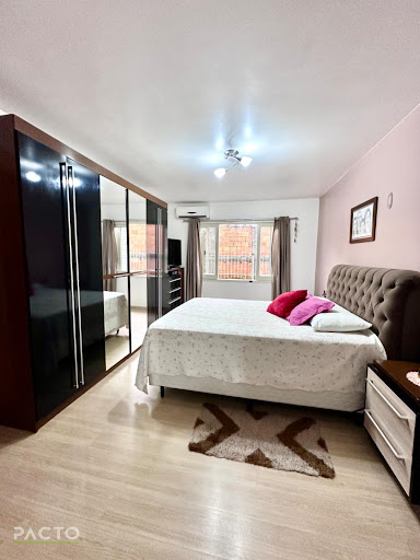 Casa em Centro  -  Araranguá