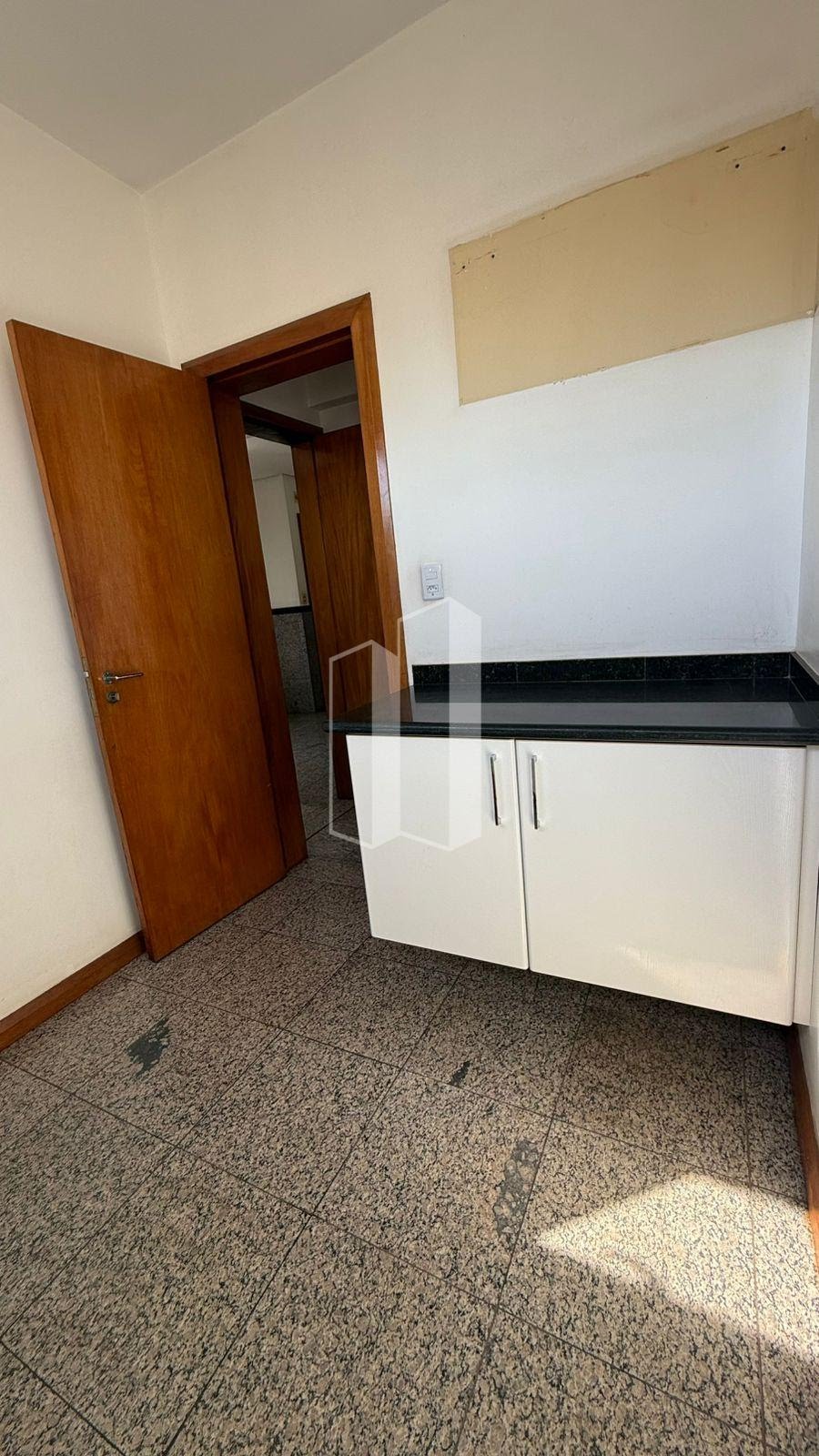 Apartamento à venda com 4 quartos, 3 suítes, 3 vagas e 220m² no Setor Oeste, Goiânia (GO) — foto 19 de 30