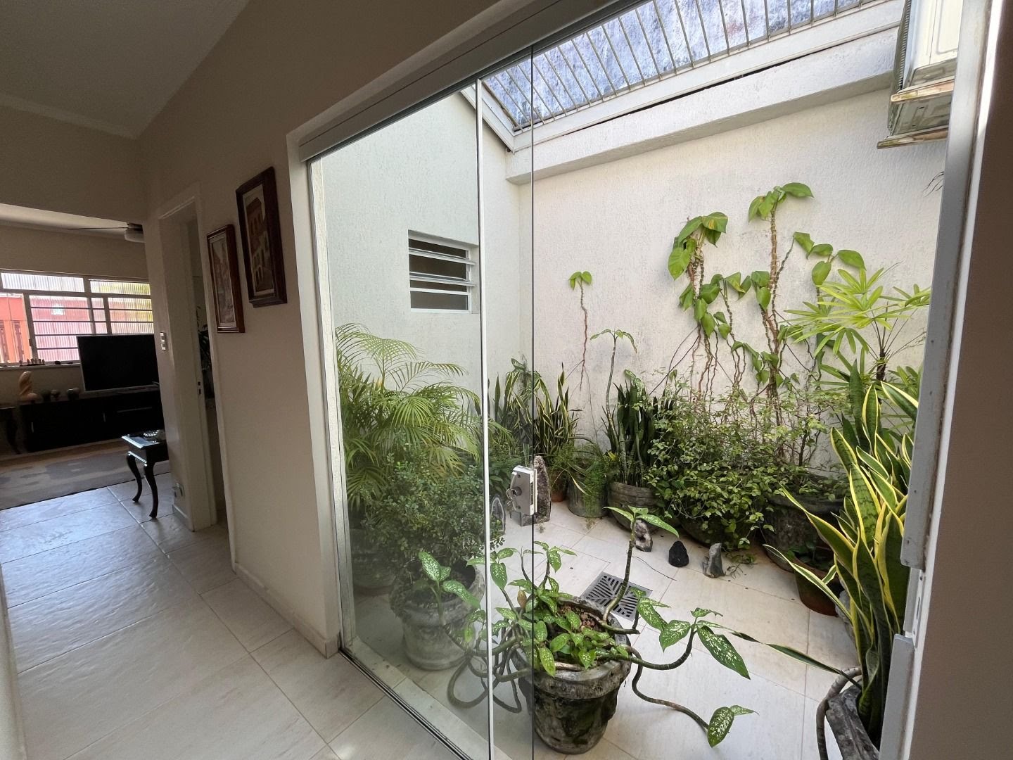 Casa à venda com 4 quartos, 4 banheiros, 3 vagas e 190m² no Praia da Enseada, Ubatuba (SP) — foto 6 de 23