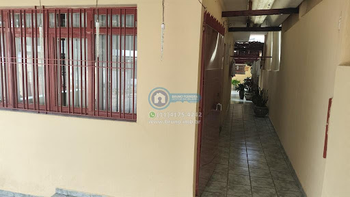 Casa à Venda em Imirim - 5 Dormitórios, 201m² por R$790 mil