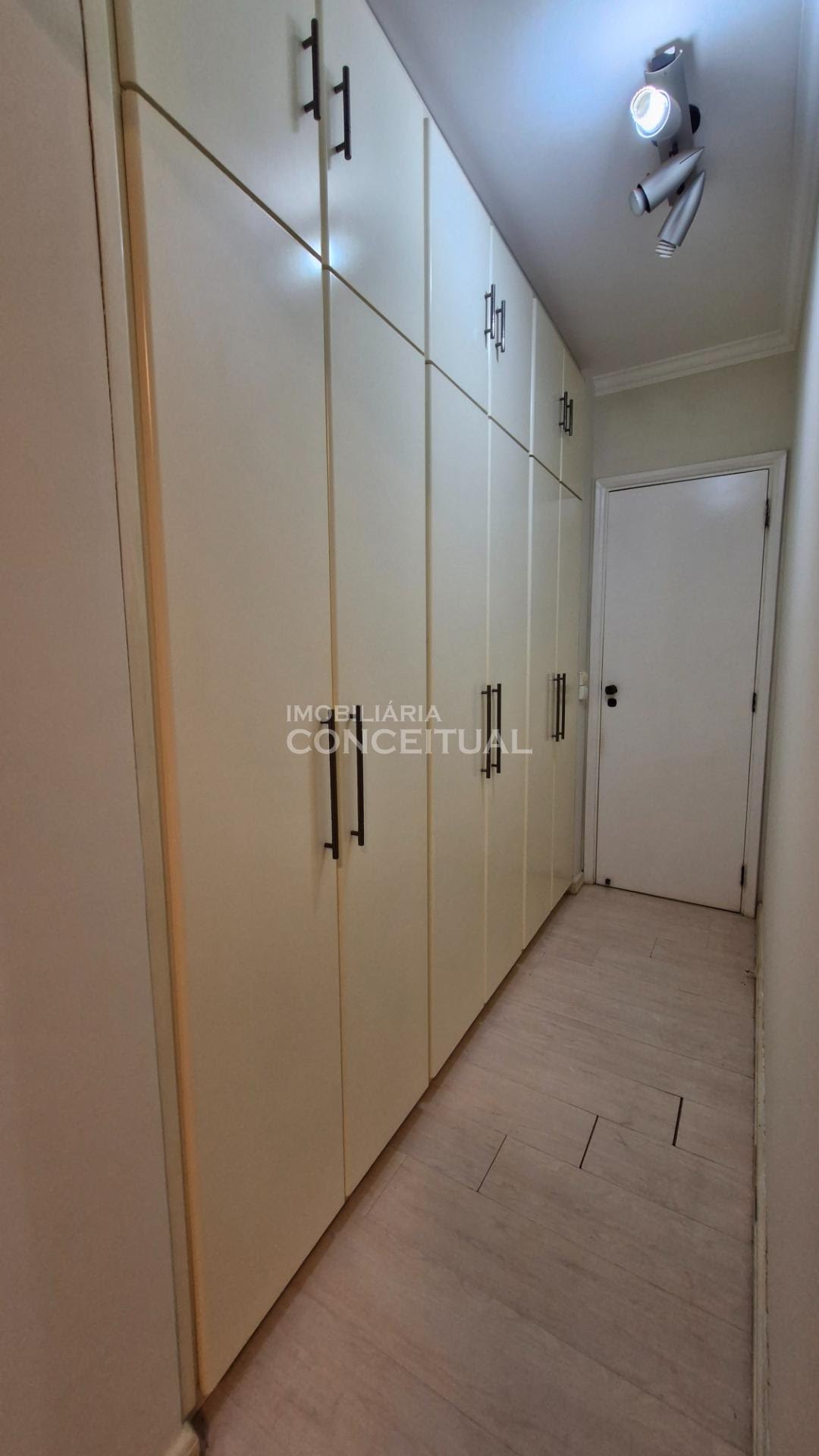 Quarto 1 - Closet