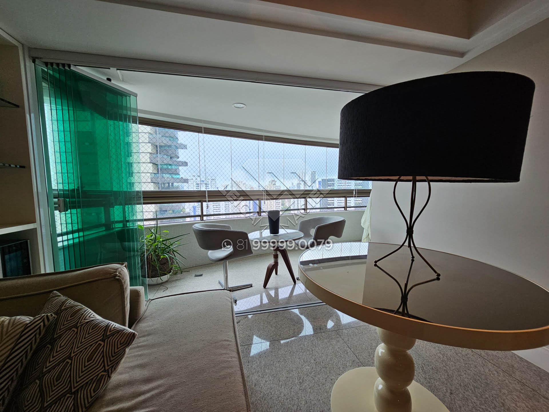 Apartamento a venda no Edif Estação Jaqueira - 208m² 4 suítes, mobiliado e decorado em andar alto