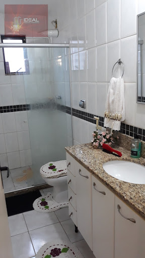 Apartamento à venda com 2 quartos no Edifício Bahamas em Campos dos Goytacazes