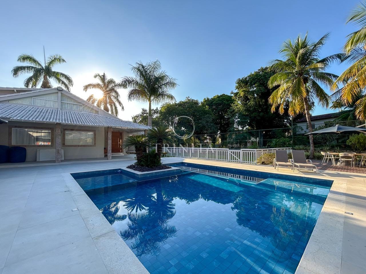 piscina-trinitaimobiliaria-condomíniovilarejo
