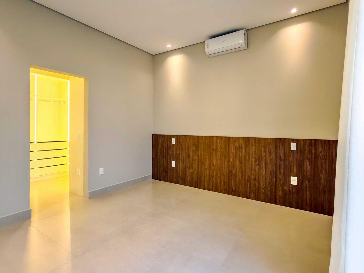 Casa à venda com 3 quartos, 3 suítes, 4 vagas e 193m² no Dona Maria Cândida, Indaiatuba (SP) — foto 17 de 30