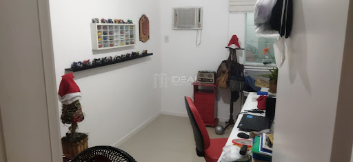 Apartamento com área externa no Flamboyant