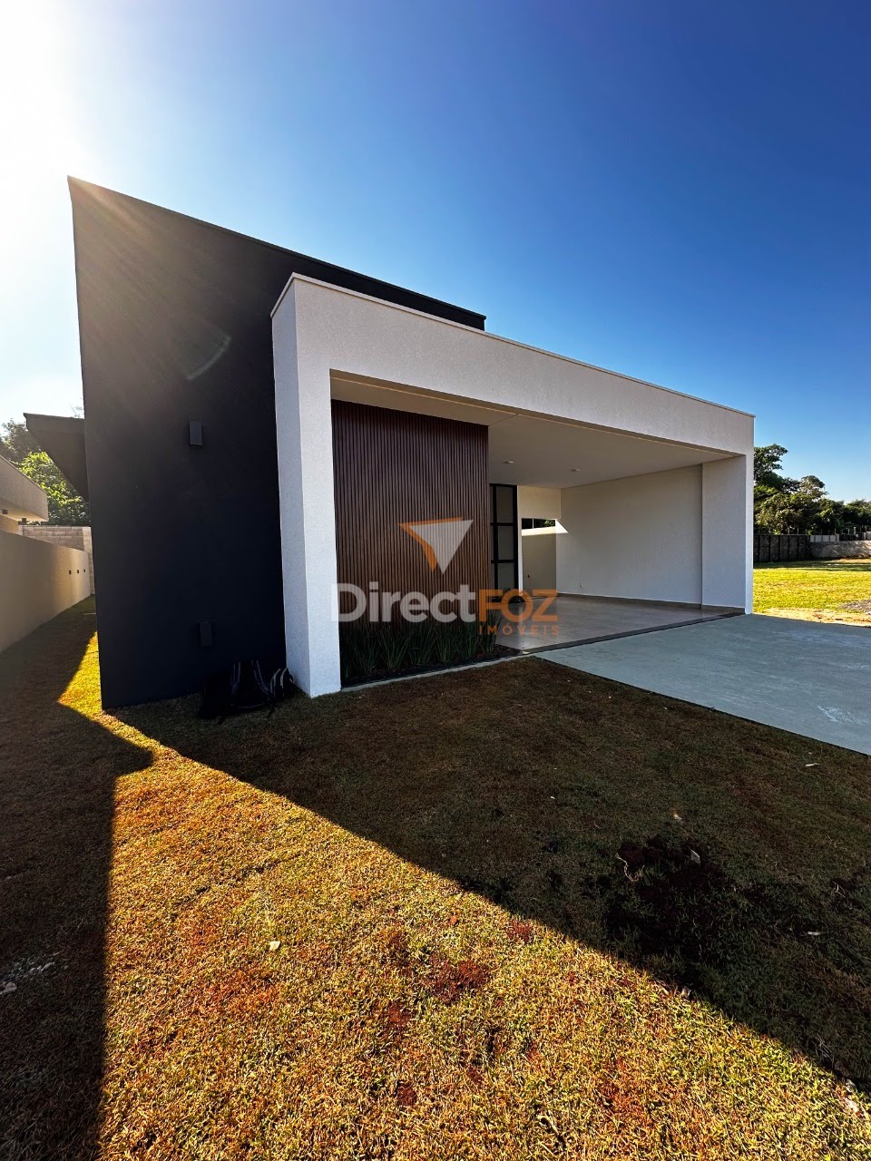 Casa térrea à venda no Condomínio Iguaçu em Foz do Iguaçu