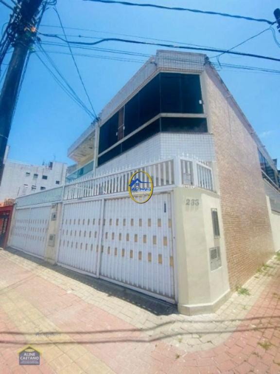 Casa à venda com 3 quartos, 2 banheiros, 1 vaga e 123m² no Guilhermina, Praia Grande — foto principal