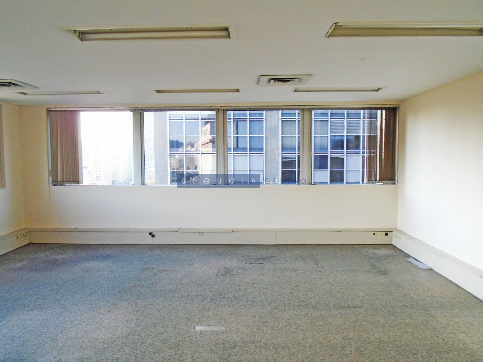 Comercial à venda com 3 banheiros e 170m² no Centro, São Paulo (SP) — foto 11 de 26
