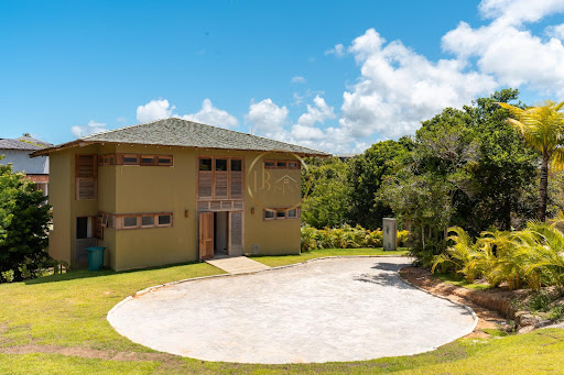 Casa à Venda em Trancoso: 4 Suítes, 136m², Porto Seguro