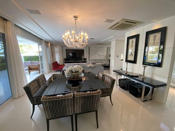Casa à venda com 5 quartos, 5 suítes, 6 vagas e 1200m² no Jurerê Internacional, Florianópolis (SC) — foto 13 de 30