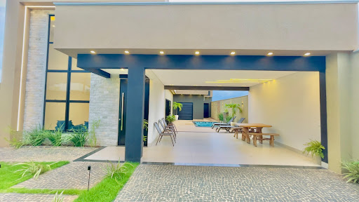 Casa à Venda no Copacabana II, Catalão: 3 Suítes, 255m²