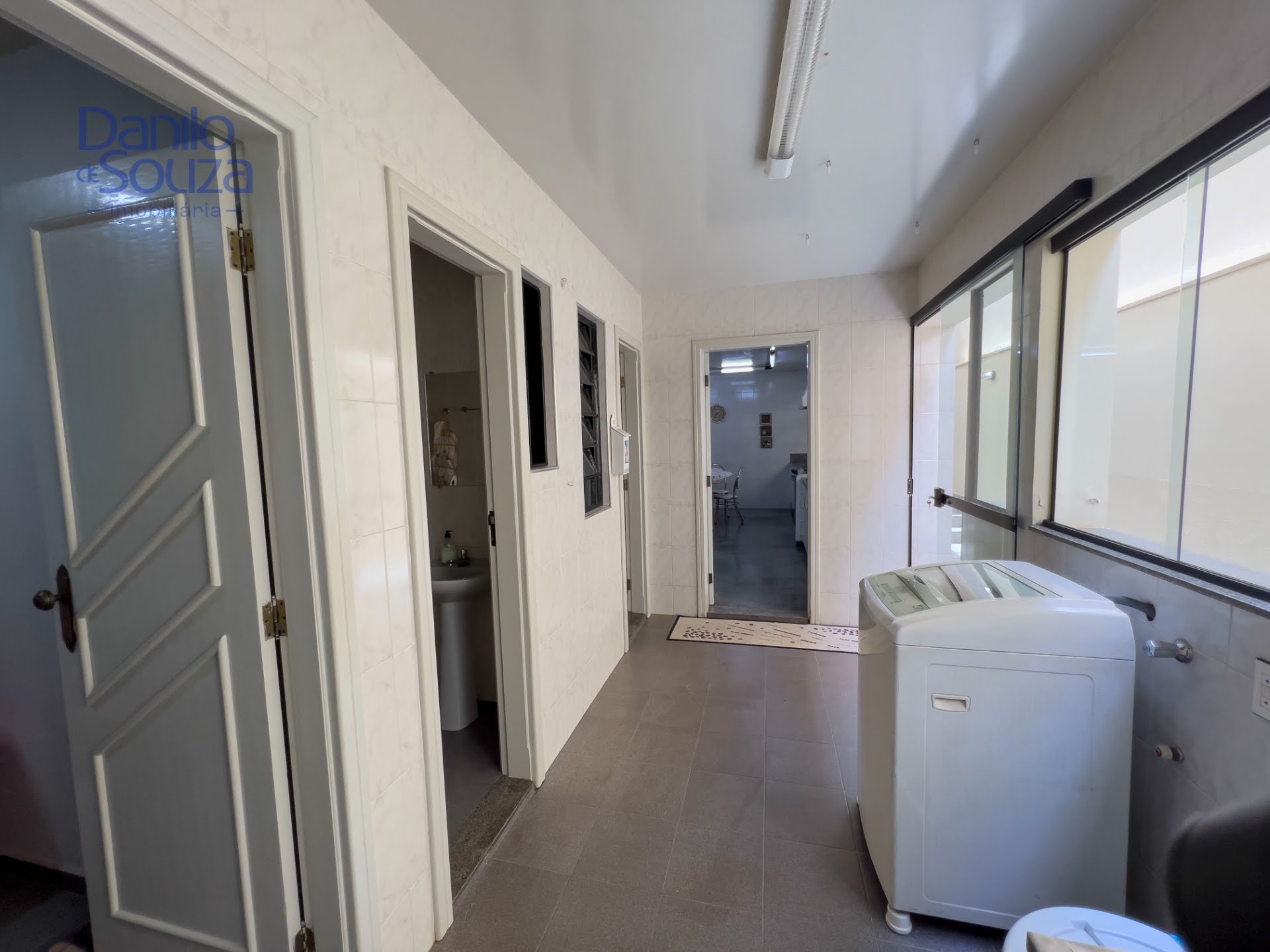 Casa à venda com 4 quartos, 2 suítes, 4 vagas e 576m² no Centro, Araxá (MG) — foto 24 de 24
