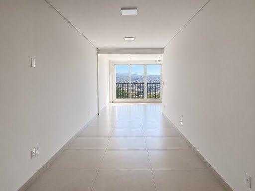 Sala de TV e jantar