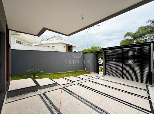 Quintal da casa à venda no condomínio Riviera Del Sol