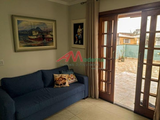 Sobrado à Venda em Rudge Ramos, SBC - 4 Dorms, 273m², R$1,29Mi
