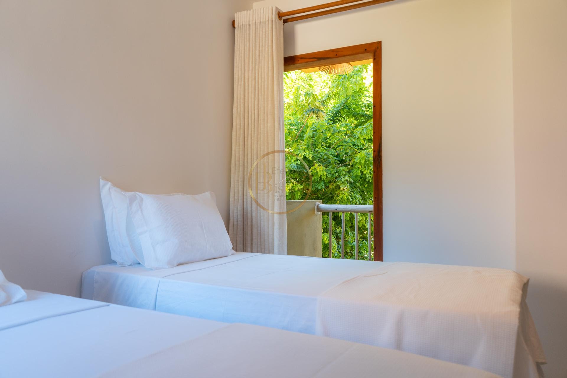 Casa à venda com 4 quartos, 4 suítes, 3 vagas e 136m² no Estrada de Trancoso, Porto Seguro (BA) — foto 23 de 27