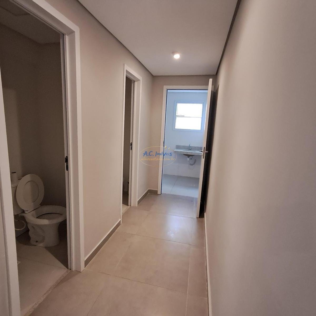 Apartamento à venda com 2 quartos, 1 suíte, 1 vaga e 61m² no Guilhermina, Praia Grande (SP) — foto 2 de 24