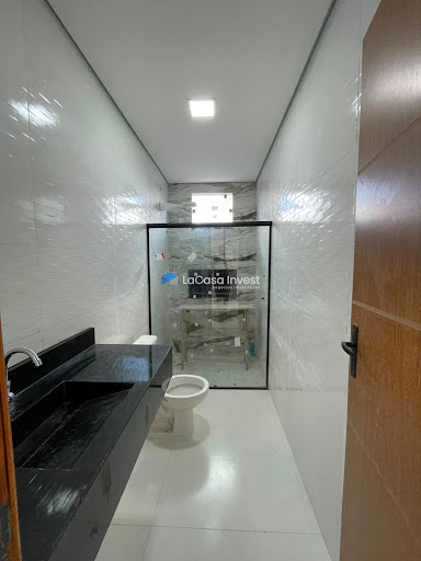 Casa à Venda em Porto Seguro: 2 Dorms, 70m², Portobello, R$400 Mil