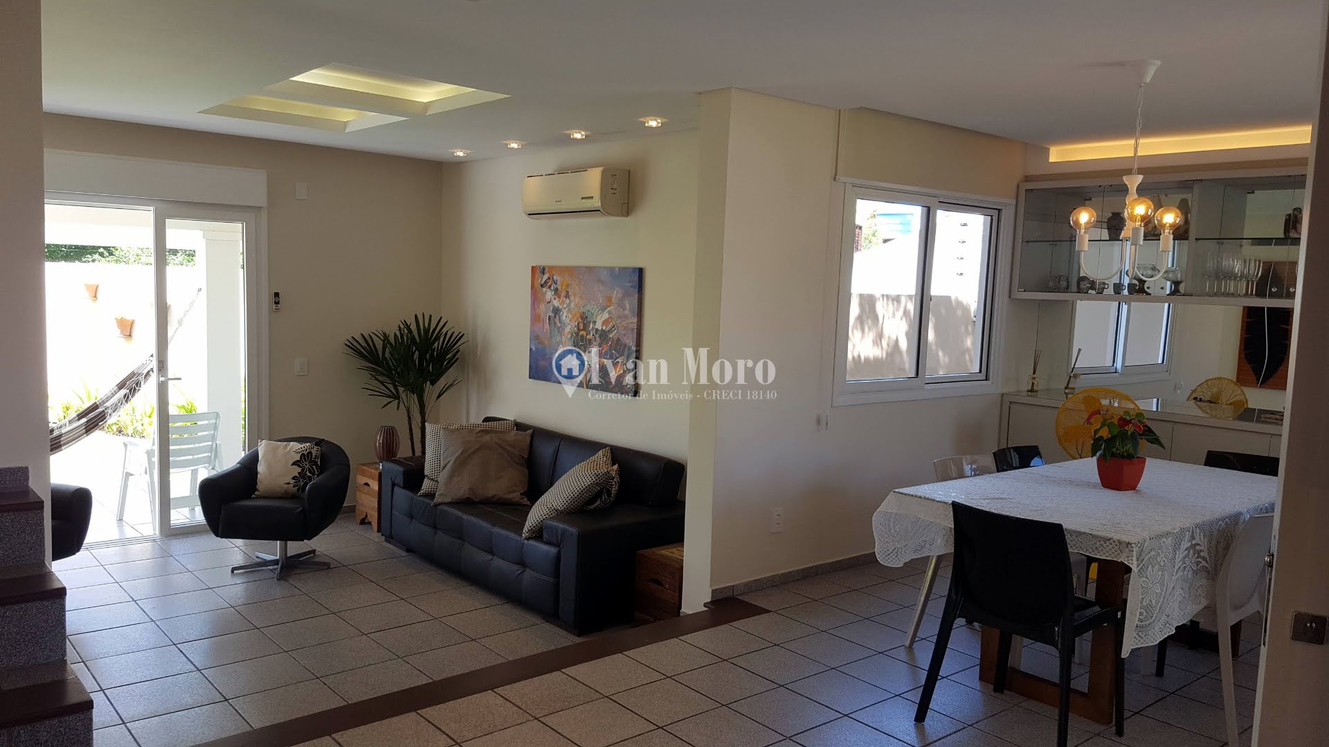 Casa para alugar com 4 quartos, 4 suítes, 3 vagas e 250m² no Daniela, Florianópolis (SC) — foto 18 de 30