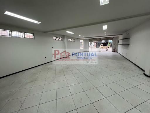 Sala em Giovanini  -  Coronel Fabriciano