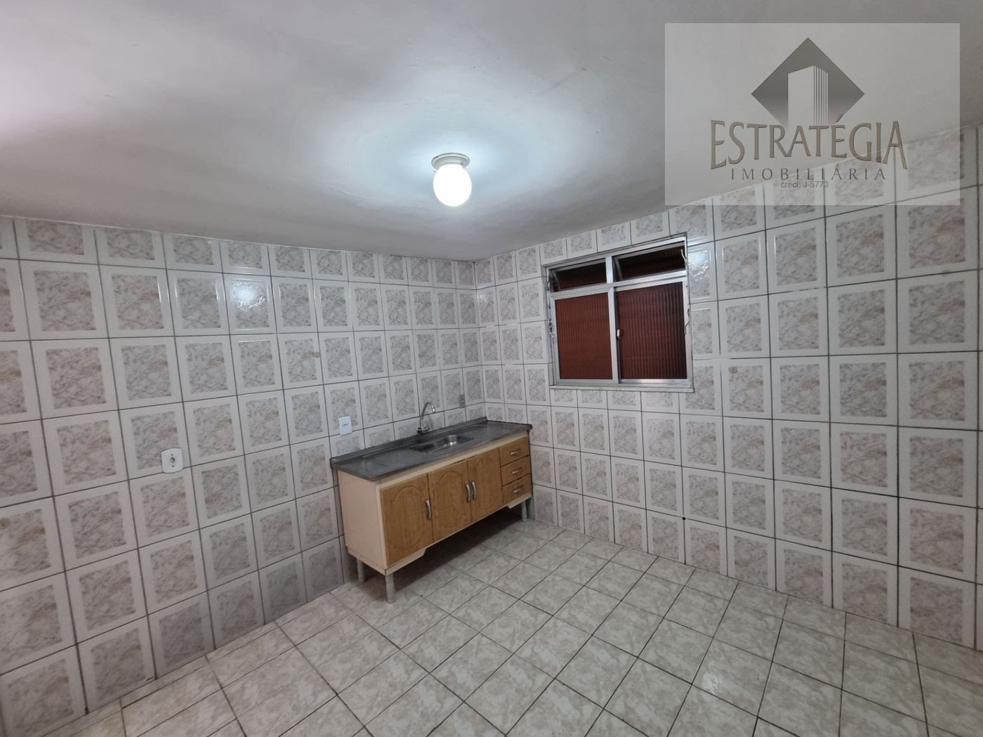 Casa à venda com 3 quartos, 1 banheiro, 1 vaga e 100m² no Castelanea, Petrópolis (RJ) — foto 10 de 11