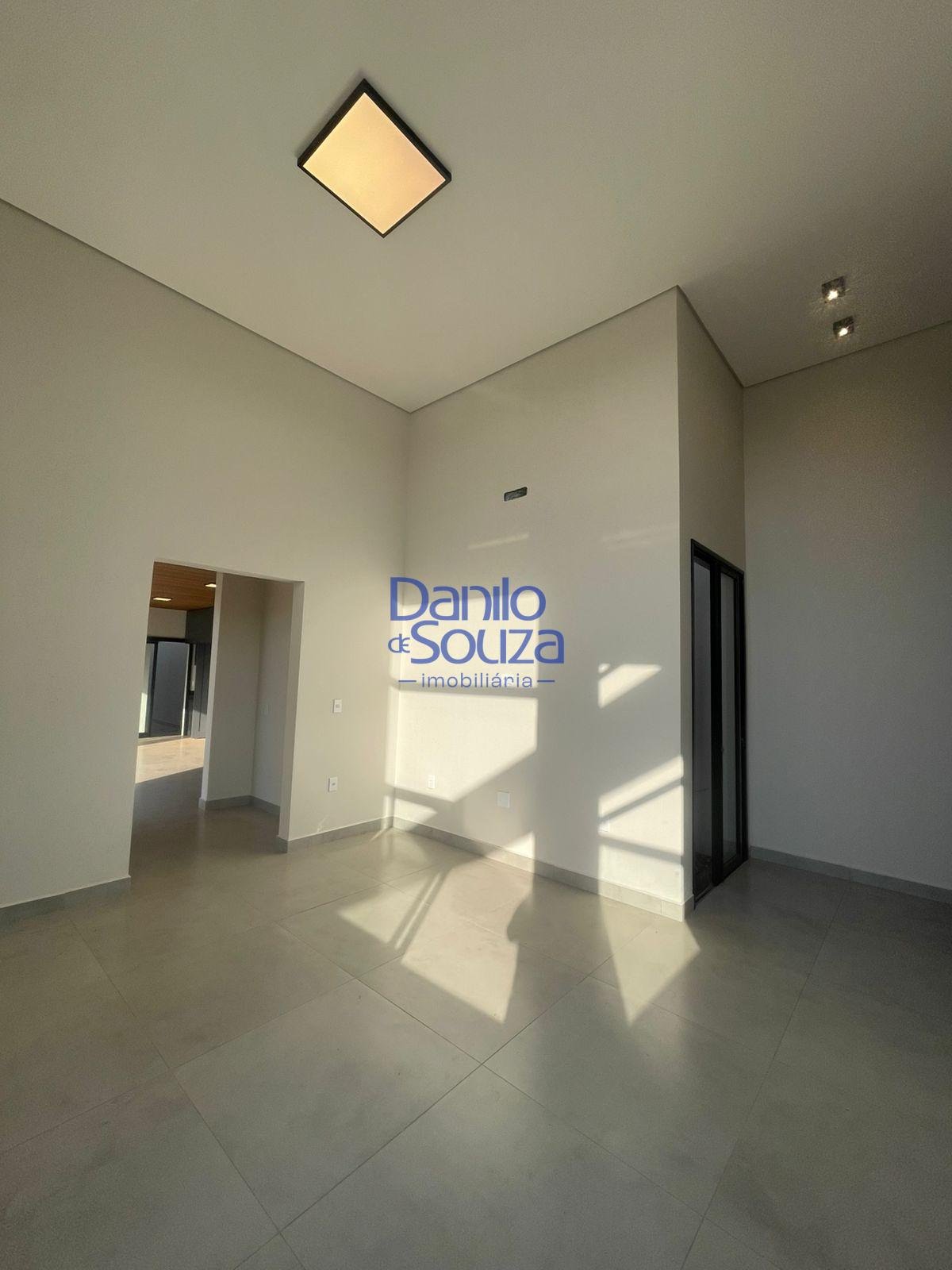 Casa à venda com 3 quartos, 1 suíte, 2 vagas e 360m² no Villagio Park, Araxá (MG) — foto 8 de 26