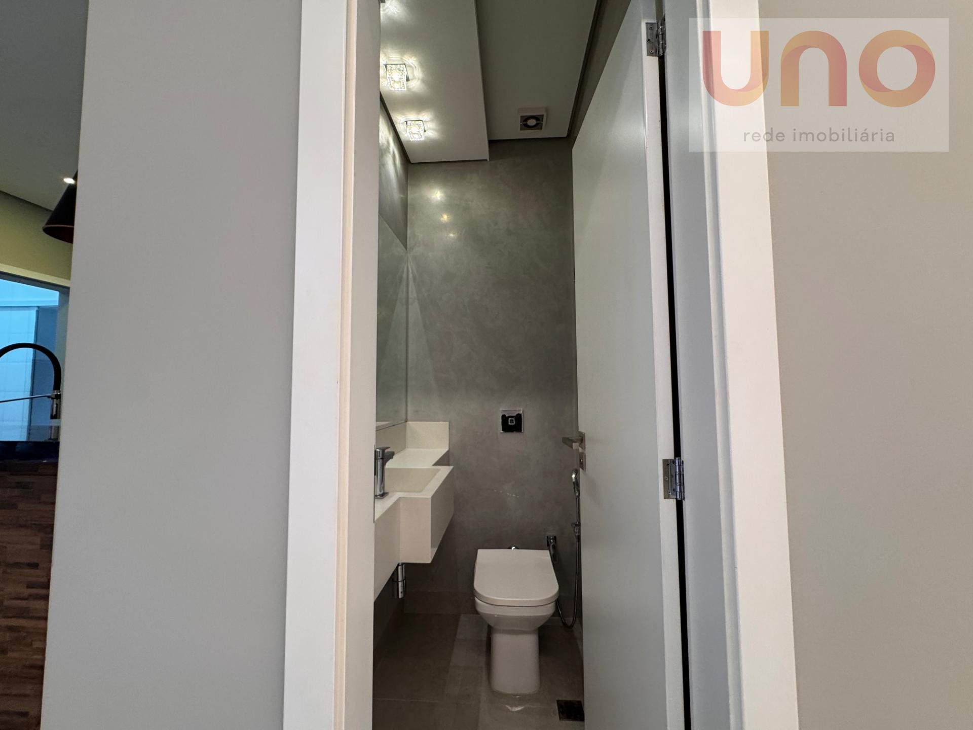 Casa à venda com 4 quartos, 4 suítes, 2 vagas e 308m² no Parque Residencial Maria A Pedrossian, Campo Grande (MS) — foto 14 de 30