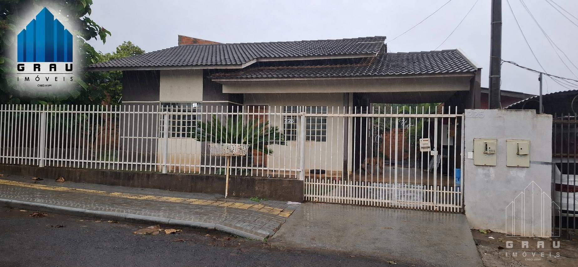 Casa no Jardim São Luiz  -  Foz do Iguaçu