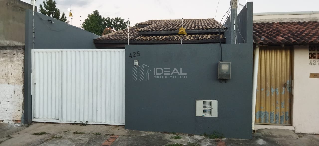 Casa com 2 quartos com suíte e varanda gourmet no Parque Imperial