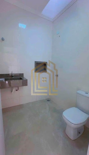 Casa à Venda em Esmeralda, Cascavel | 3 Quartos 60m²
