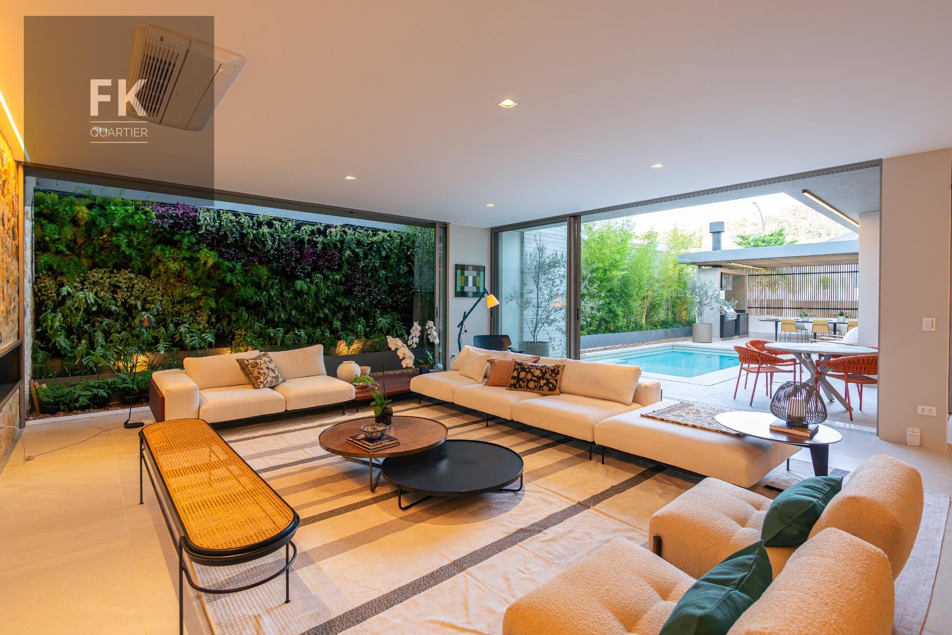 Casa à venda com 4 quartos, 4 suítes, 4 vagas e 456m² no Residencial Tambore, Barueri (SP) — foto 9 de 30
