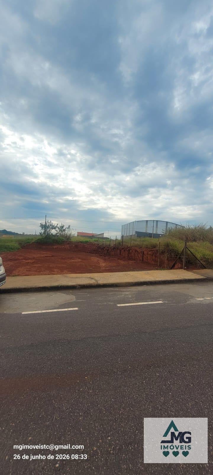 Terreno à venda com 300m² de terreno no Cidade Jardim, Três Corações (MG) — foto 2 de 10