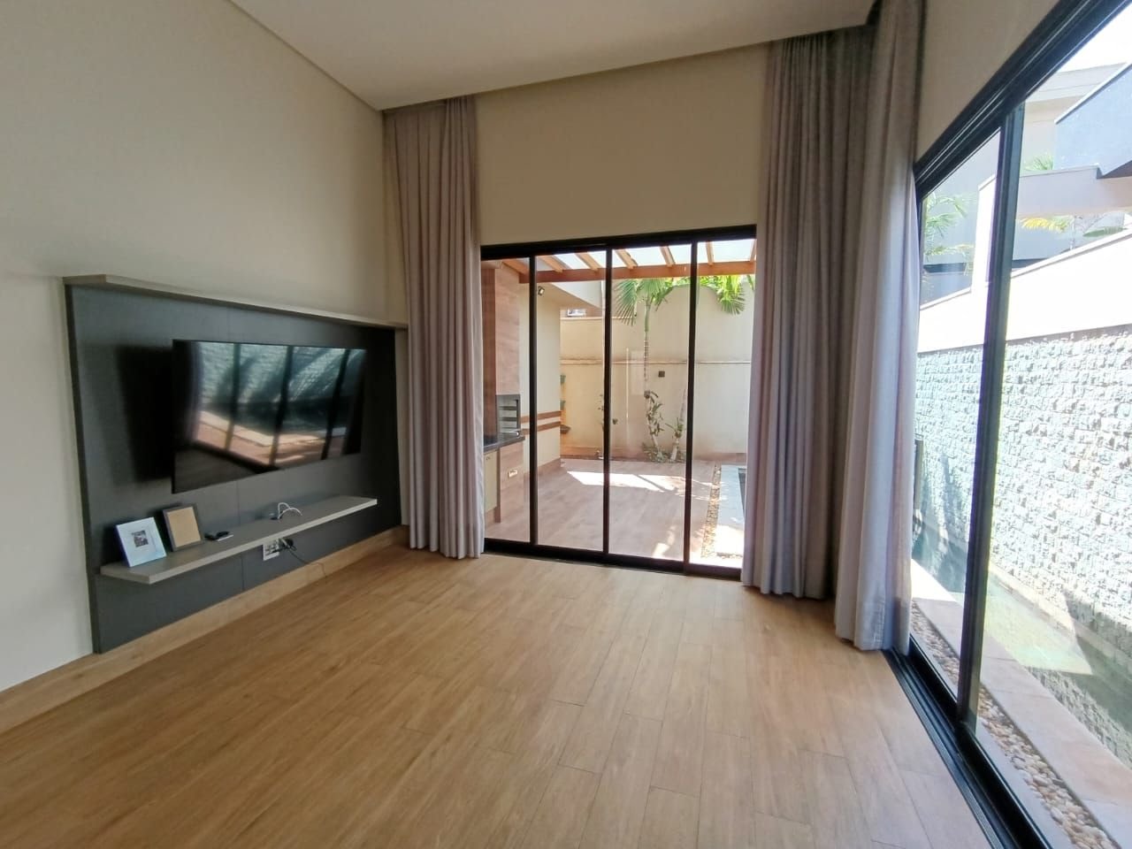 Casa à venda com 3 quartos, 3 suítes, 4 vagas e 160m² no Condomínio Guaporé, Ribeirão Preto (SP) — foto 13 de 30