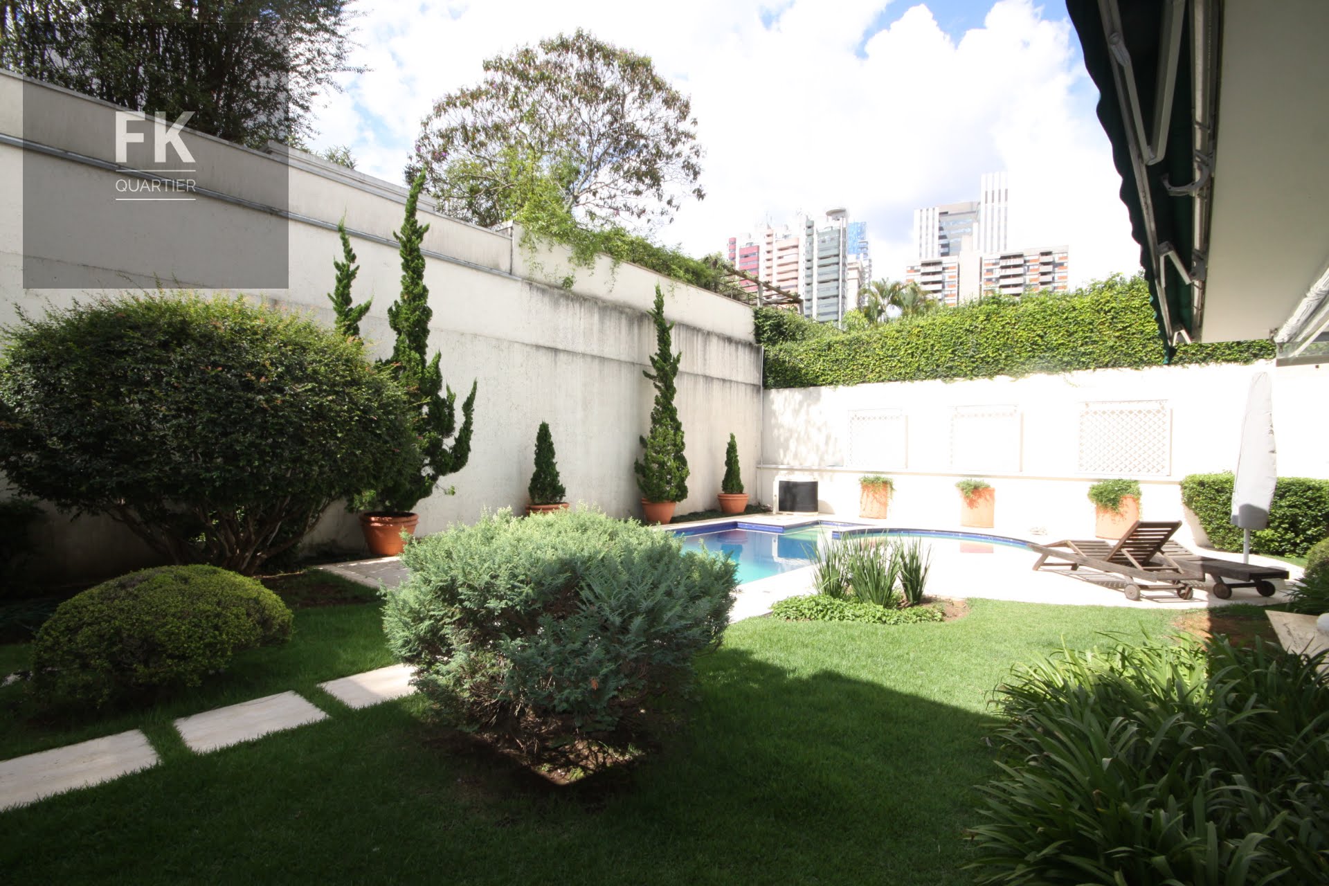 Casa para alugar com 5 quartos, 5 suítes, 6 vagas e 703m² no Alphaville Residencial Dois, Barueri (SP) — foto 24 de 30