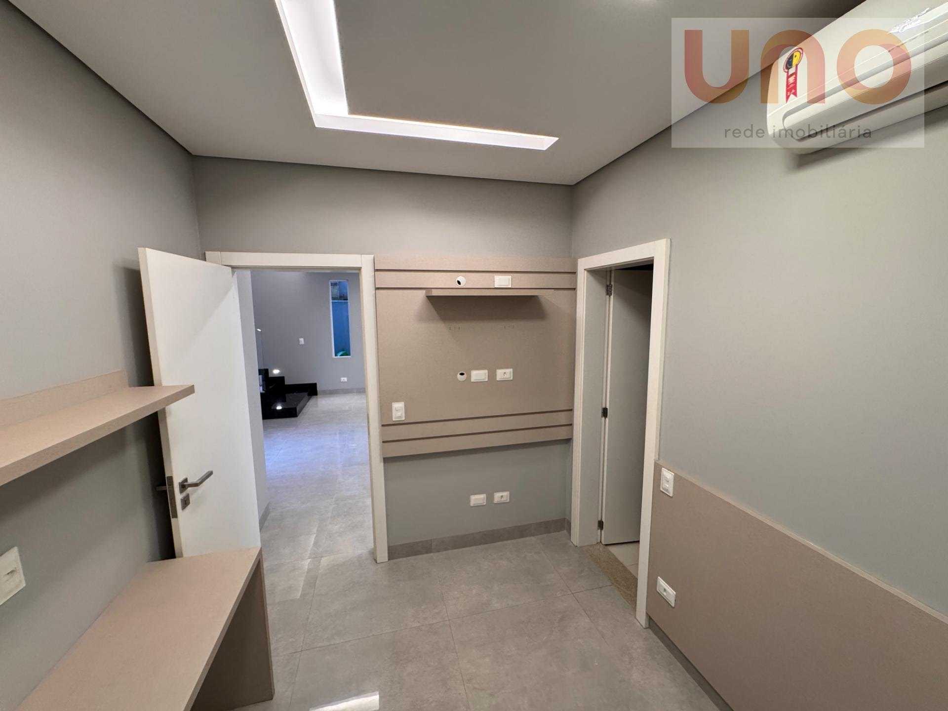 Casa à venda com 4 quartos, 4 suítes, 2 vagas e 308m² no Parque Residencial Maria A Pedrossian, Campo Grande (MS) — foto 10 de 30
