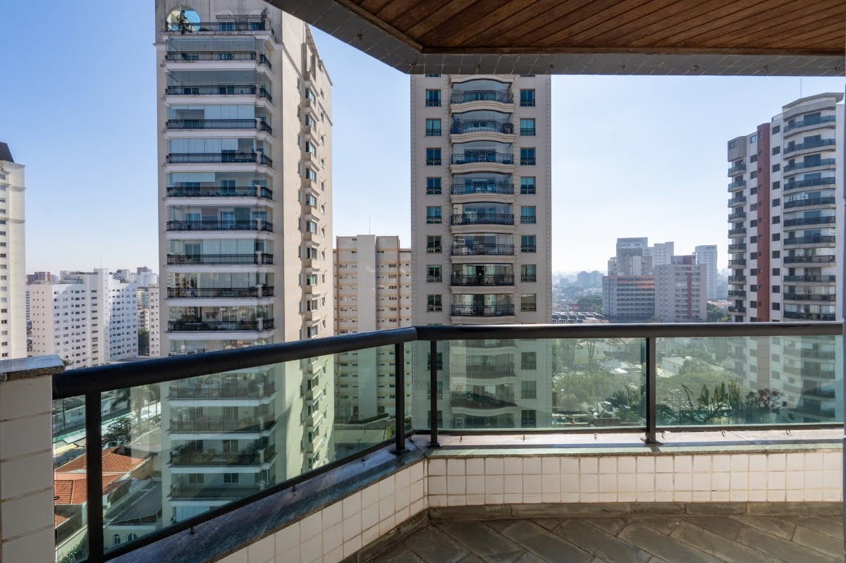 Apartamento à venda com 4 quartos, 1 suíte, 3 vagas e 163m² no Campo Belo, São Paulo (SP) — foto 12 de 30